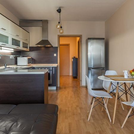 Apartman V Aleji Bratislava Ngoại thất bức ảnh